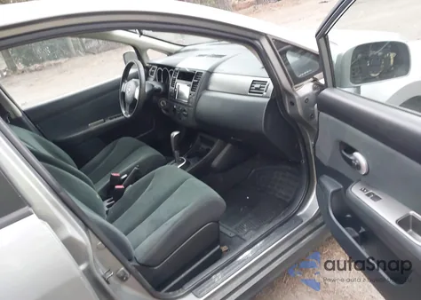 2012 Nissan Versa 1.8 S z USA, uszkodzony, nr VIN 3N1BC1CP0CK813093